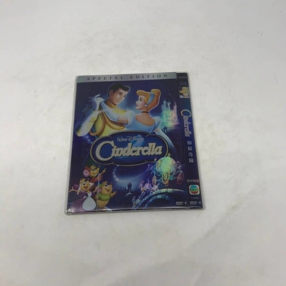 Cinderella - The DVD - Picture 1 of 2